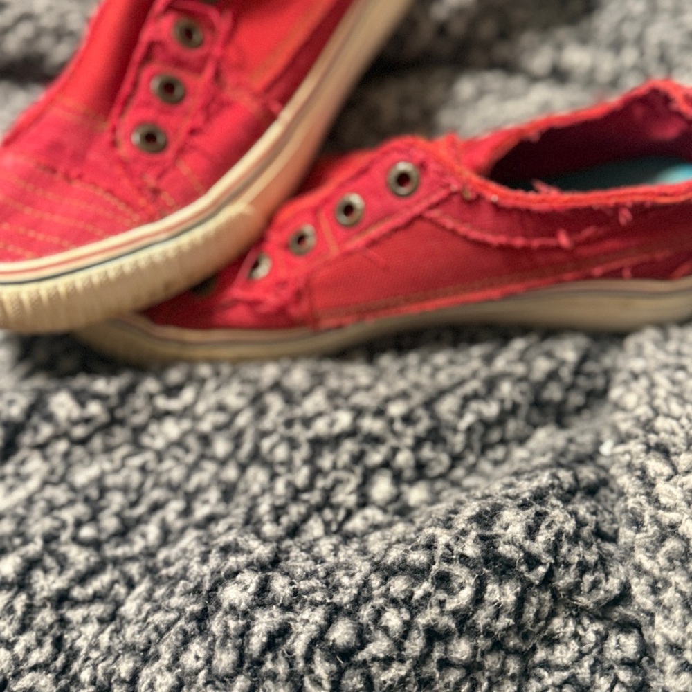 Blowfish Size 8 Red Canvas Sneakers